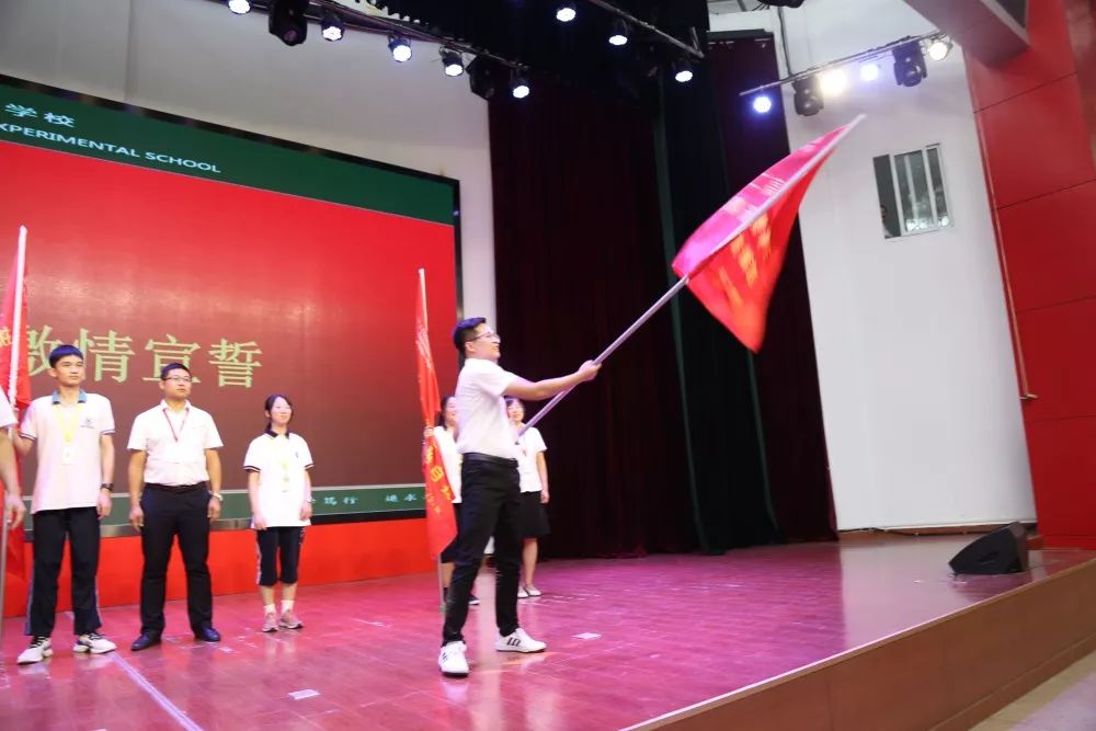 91精品国产自产在线老师啪