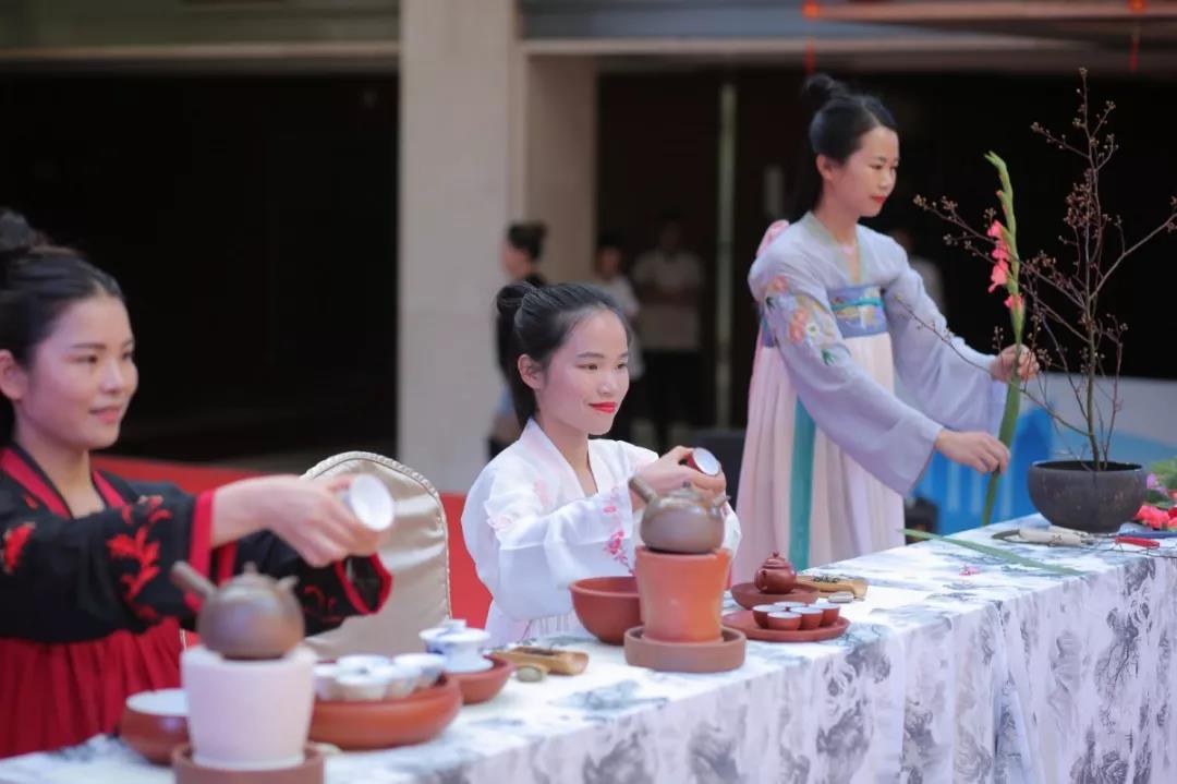 91精品国产自产在线老师啪