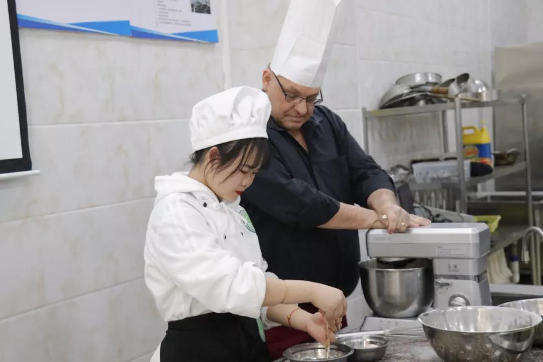 91精品国产自产在线老师啪