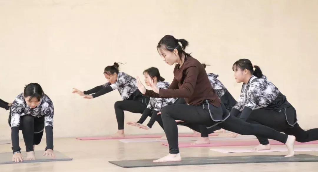 91精品国产自产在线老师啪