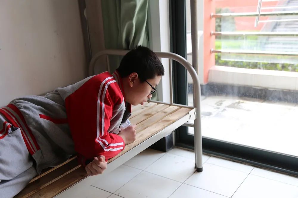 91精品国产自产在线老师啪