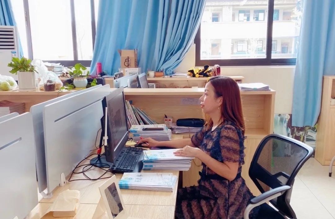 91精品国产自产在线老师啪