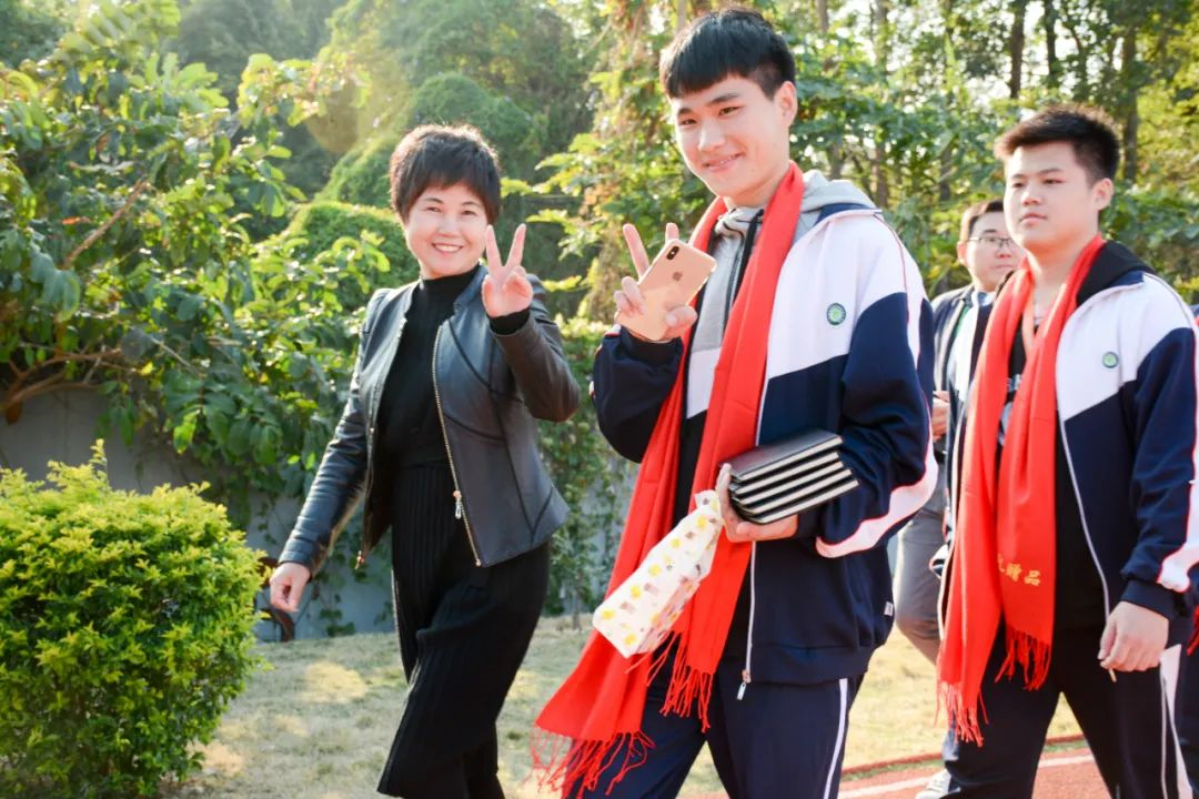 91精品国产自产在线老师啪