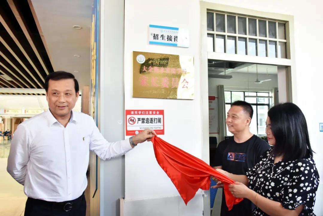 91精品国产自产在线老师啪